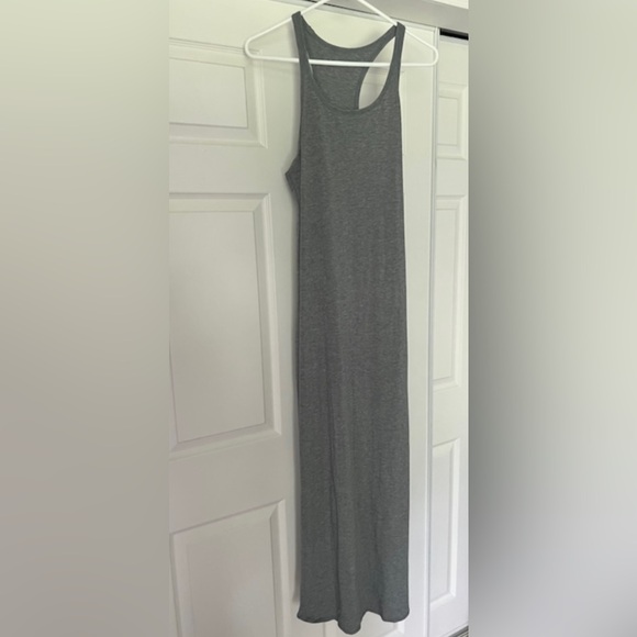 Women’s Lululemon refresh maxi dress heathered medium grey size 6 or 8 MEDIUM - Picture 5 of 9